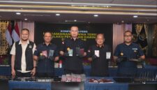 Dirjen Imigrasi pada Kementerian Imigrasi dan Pemasyarakatan (Imipas) RI, Hendarsam Marantoko saat konferensi pers - Kementerian Imipas