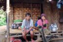 Nasib miris Abah Mitra dan Sawiyah asal Sukabumi, tidur di luar karena gubuk mau ambruk - Wulan