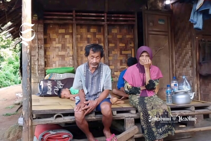 Nasib miris Abah Mitra dan Sawiyah asal Sukabumi, tidur di luar karena gubuk mau ambruk - Wulan