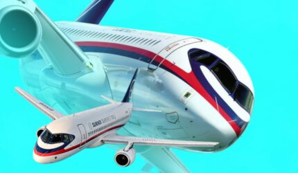 Pesawat Sukhoi Superjet 100