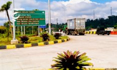 Keluh kesah pedagang di pintu Tol Bocimi Seksi 2 Parungkuda Sukabumi