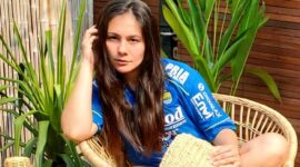 Wulan Guritno Bobotoh Persib Bandung - Wulan Guritno