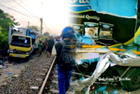 1 tewas, truk boks hancur disambar KA Pangrango di Cibadak Sukabumi - Ist