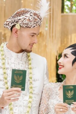 Justin Hubner mualaf, sebelum pemain Timnas itu resmi nikahi Jennifer Coppen