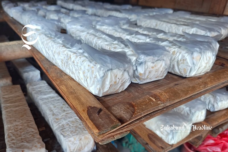 Tempe buatan perajin di Parungkuda, Kabupaten Sukabumi - sukabumiheadline.com