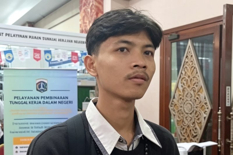 Faisal, penyandang tuna rungu asal Sukabumi - Indo Today