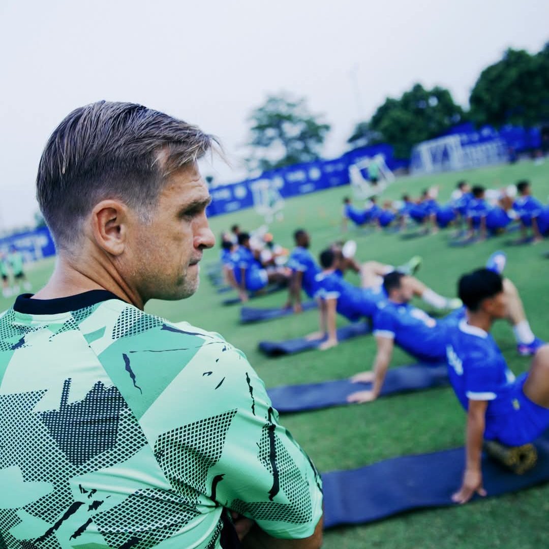 Profil dan prestasi tidak mentereng Igor Tolic sebelum jadi pelatih Persib 1 Igor Tolic memimpin latihan pemain Persib Bandung - Persib