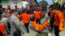 Jenazah Kholid Jaelani asal Sukabumi dievakuasi petugas - Humas Polri