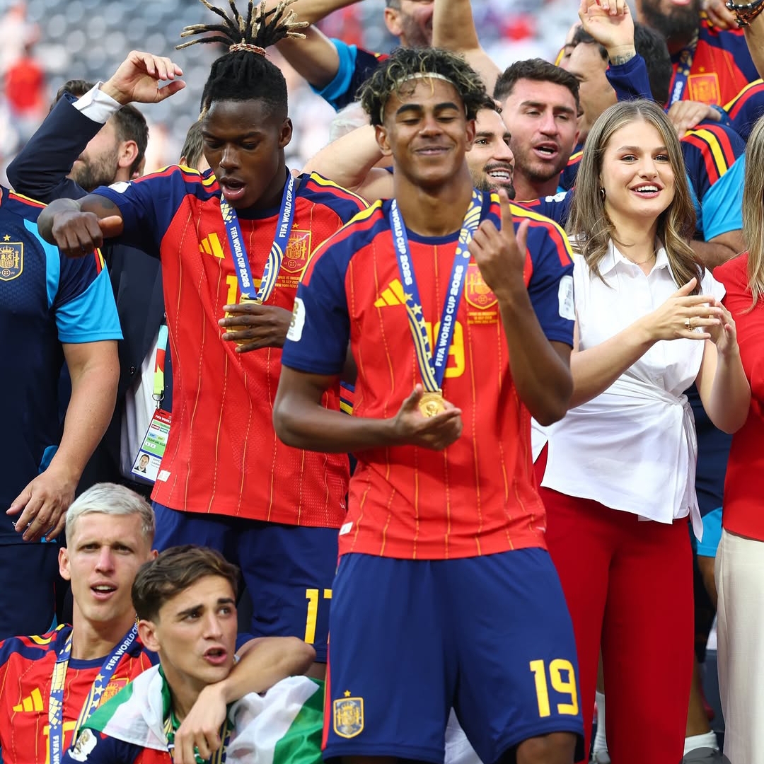 Membanding jumlah hadiah Piala Dunia diterima Spanyol dan Persib di Super League 2026 2 Lamine Yamal dan Leonor, Putri Asturias Putri Mahkota Spanyol - @princessleonordeasturias