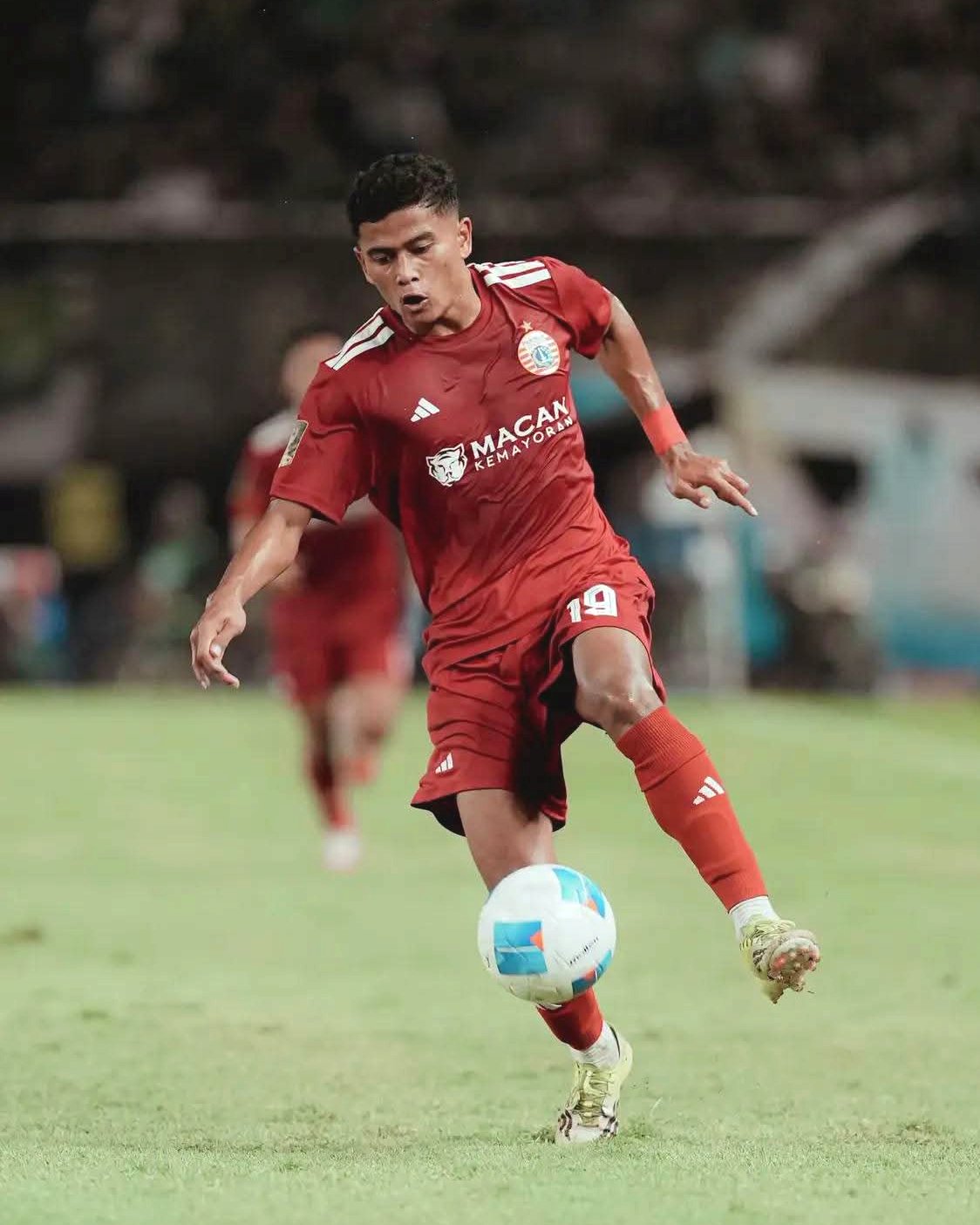 Debut manis Agi Firmansyah asal Sukabumi, bela Persija di Piala Presiden 2026 2 Pemain Persija Jakarta, Agi Firmansyah