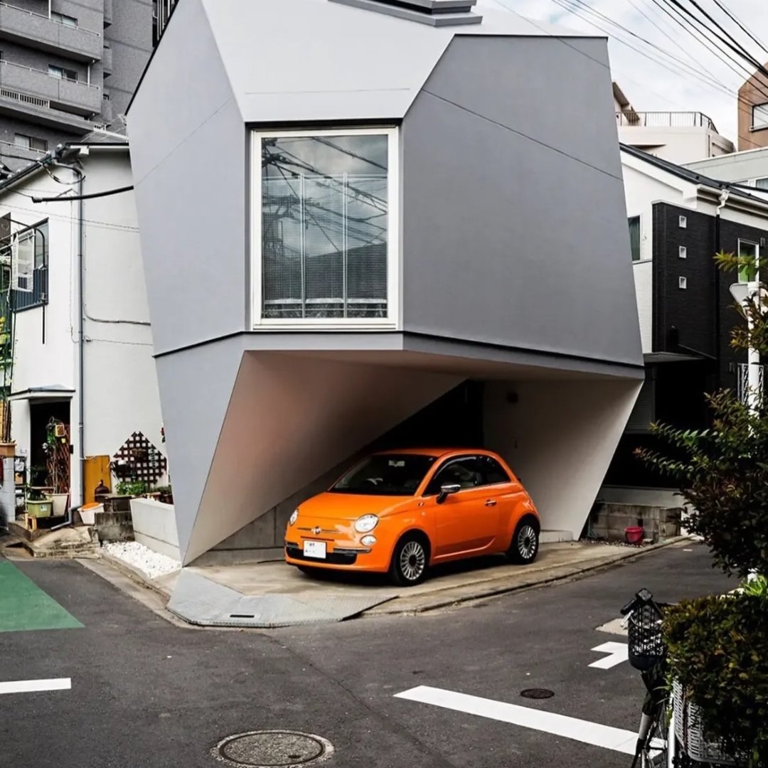 Garasi mobil di rumah warga Jepang - Ist