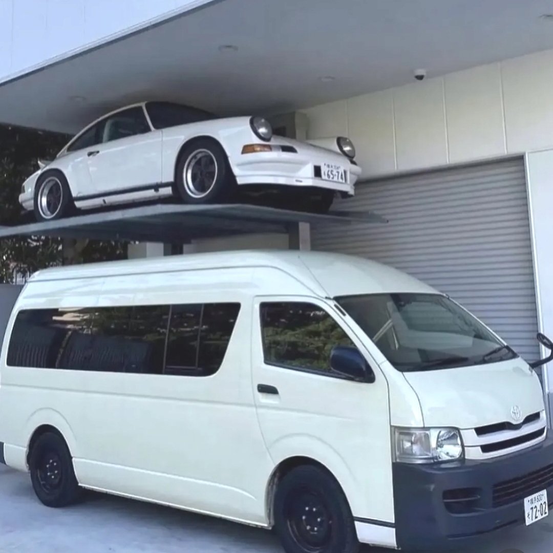Garasi mobil di rumah warga Jepang - Ist