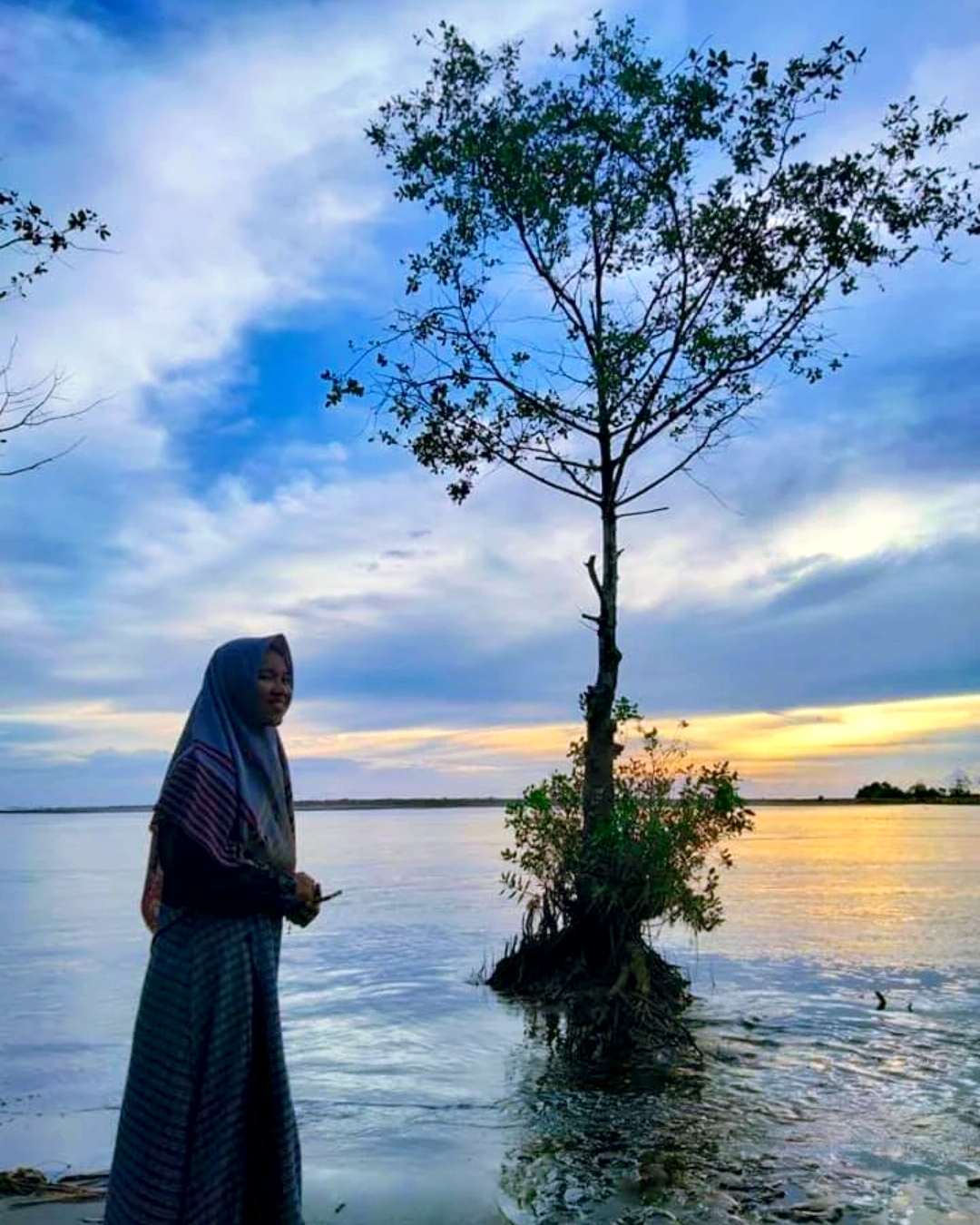 Intip Foto-foto Keindahan Pantai Keusik Urug, Sorga Tersembunyi di Tegalbuleud Sukabumi 2 Pantai Keusik Urug, Sukabumi - Ist