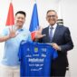 Duta Besar Rl untuk Republik Korea Cecep Herawan dan Deputy CEO PERSIB Bandung Adhitia Putra Herawan - @indonesiainseoul