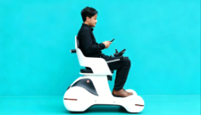 I-SEATER kursi roda otonom untuk mobilitas lansia dan disabilitas - BRIN