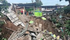 Rumah warga Gunungpuyuh, Kota Sukabumi ambruk dipicu longsor - BPBD Kota Sukabumi