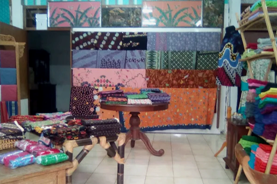 2 Oktober Hari Batik Nasional: Mengenal 7 sanggar batik di Sukabumi 1 Sanggar Batik Kenarie Sukabumi